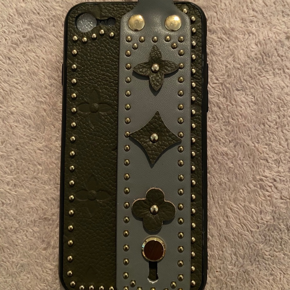 Brand iPhone 7 case